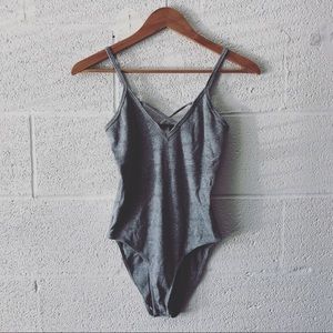 Mae Ribbed Crisscross bodysuit sz: Med